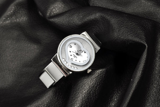 Reloj de pulsera para mujer con diseño de corazón y movimiento de cuarzo - Image 11
