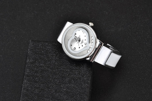 Reloj de pulsera para mujer con diseño de corazón y movimiento de cuarzo - Image 17