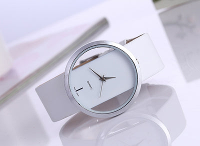 Reloj de Dama Transparente con Diseño Hueco - Image 10