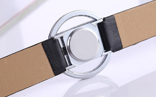 Reloj de Dama Transparente con Diseño Hueco - Image 16