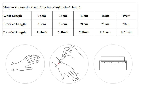 Pulsera de flores con hojas pintadas