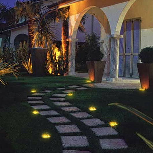 Luces Solares LED Impermeables para Jardín y Césped - Image 15