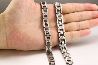 Pulsera de Pareja en Acero Titanio con Cristales Brillantes - Image 8