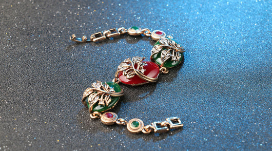 Pulsera Dorada Antigua de Resina Ruby con Oro Puro - Image 9