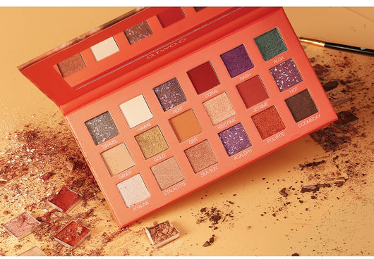 Paleta de Sombras Mate 18 Colores Portátil - Tonos Leche y Té - Image 15