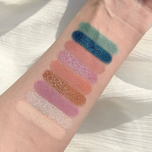 Paleta de Sombras Blue Mercury Retrograde GUICAMI - Image 9
