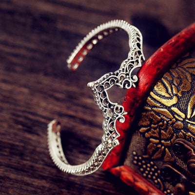Pulsera de Encaje Calado con Patrón Vintage - Image 8