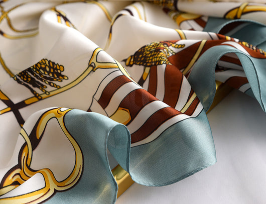 Pañuelo Cuadrado de Seda Sintética con Cadena - Elegancia para Primavera y Otoño - Image 17