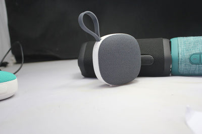 Parlante Bluetooth Magnético Portátil - Image 16