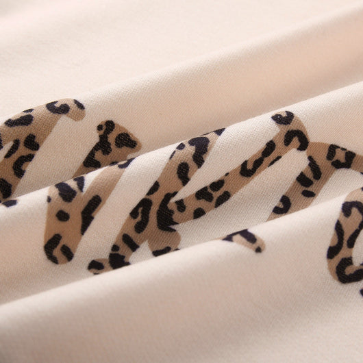 Suéter para Dama Estampado Leopardo con Letras Trendy - Image 20