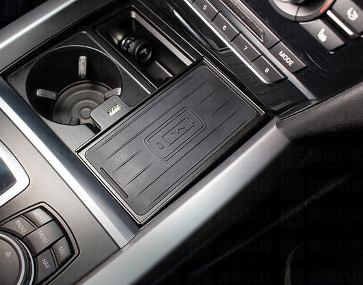 Cargador Inalámbrico Rápido para BMW X5 X6 - Carga Segura en el Auto - Image 10