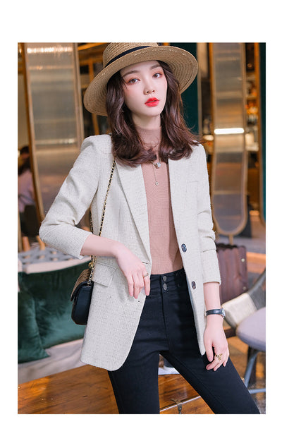 Blazer de Cuadros para Mujer en Lana Premium - Image 10