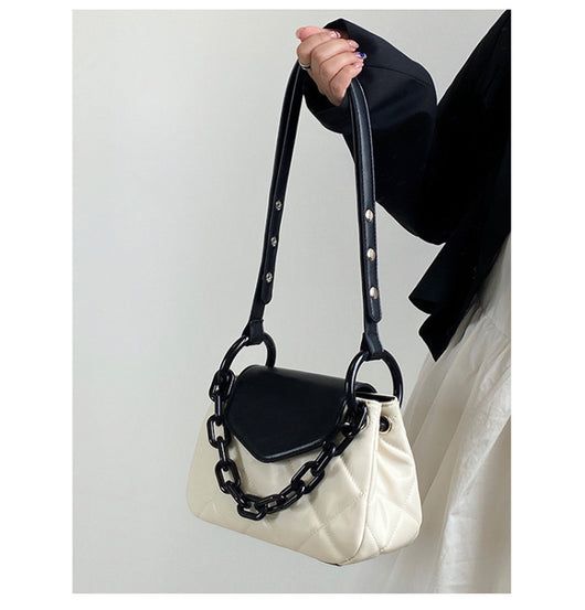 Bolso Cuadrado Pequeño con Cadena de Una Sola Asa - Image 8