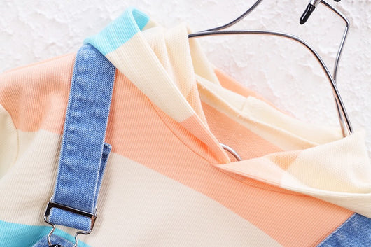 Overol Denim con Suéter Rayado y Capucha para Niños - Image 11