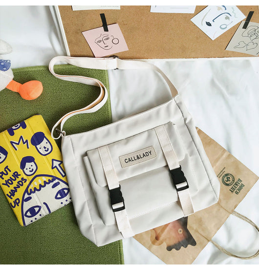 Bolsa Mensajera Impermeable de Lona y Nylon para Mujer - Image 21