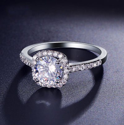 Anillo de Plata para Bodas y Compromisos con Circonia Cúbica Luxury - Image 4