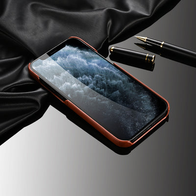 Funda Protectora para Celular en Cuero Curtido con Patrón Texturizado - Image 18