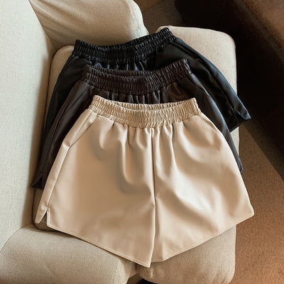 Shorts de Cuero Sintético Mujer Cintura Alta Suelta con Abertura - Image 10