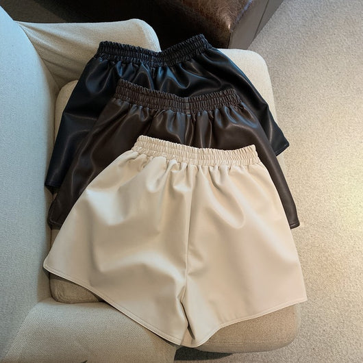 Shorts de Cuero Sintético Mujer Cintura Alta Suelta con Abertura - Image 11