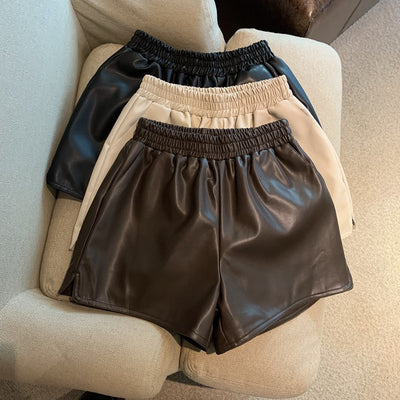 Shorts de Cuero Sintético Mujer Cintura Alta Suelta con Abertura - Image 13