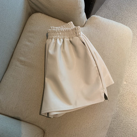 Shorts de Cuero Sintético Mujer Cintura Alta Suelta con Abertura - Image 17