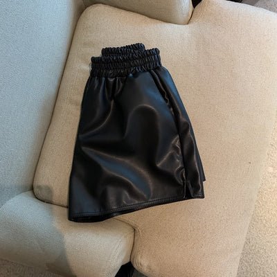 Shorts de Cuero Sintético Mujer Cintura Alta Suelta con Abertura - Image 24