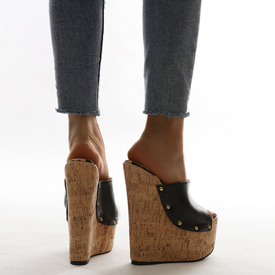 Sandalias de Tacón Alto con Detalles Transparentes y Remaches - Image 16