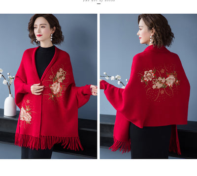 Capa Bordada para Mujer - Abrigo Grueso Elegante con Detalles Artesanales - Image 12
