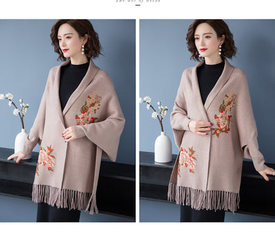 Capa Bordada para Mujer - Abrigo Grueso Elegante con Detalles Artesanales - Image 20