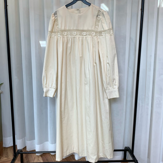 Vestido Suelto de Encaje con Cuello Redondo y Mangas Abullonadas - Image 16