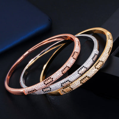 Pulsera Elegante para Mujer con Cierre de Resorte y Circonitas Incrustadas - Image 16