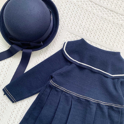 Vestido Colegial Plisado Azul Marino con Cuello Tejido - Image 17