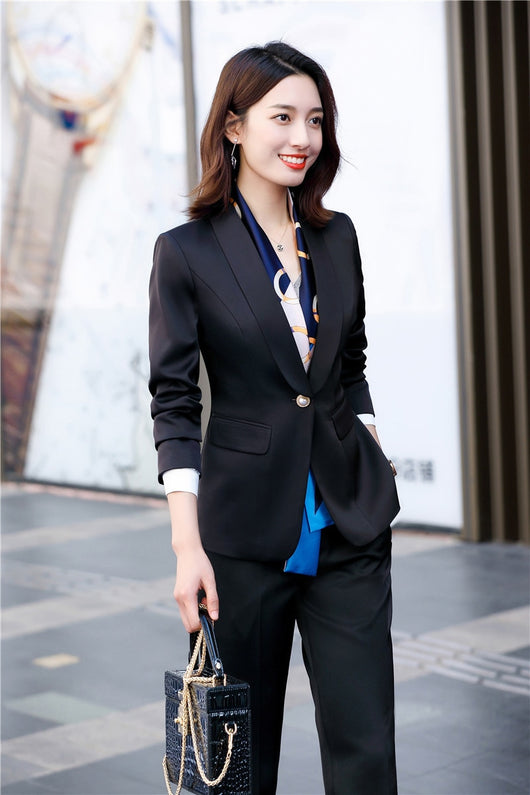 Traje Ejecutivo Femenino Dos Piezas - Elegancia Profesional - Image 14