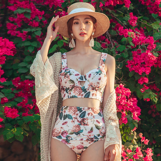 Bikini de Tres Piezas con Falda Floral, Armado y Efecto Reafirmante - Image 6