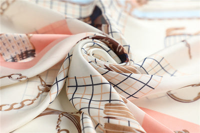 Pañuelo de Seda con Cadena de Moda y Protección Solar para Mujer - Image 13