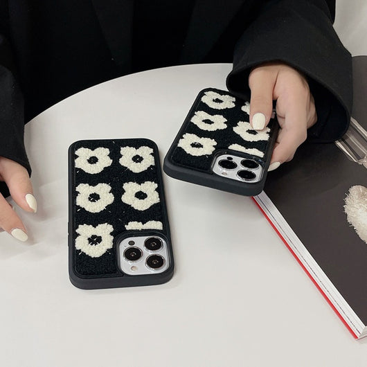 Funda Protectora Floral Suave para Celular - Image 9