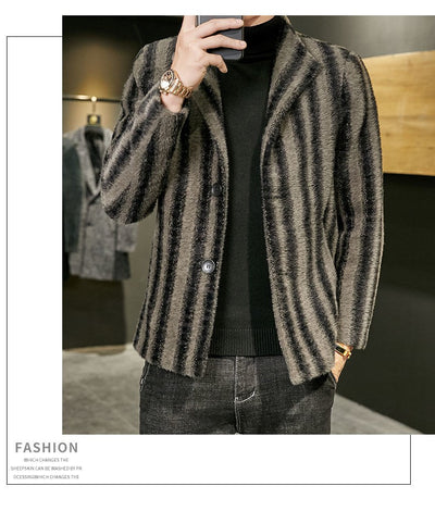 Abrigo de Visón Dorado con Cuello Alto - Cortavientos Premium para Hombre - Image 8