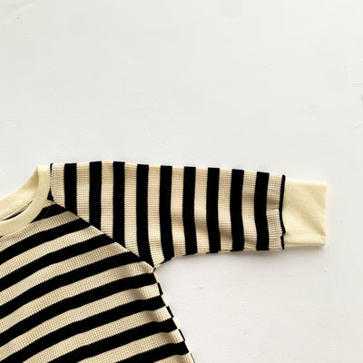 Enterizo Clásico a Rayas para Niños y Niñas - Image 7