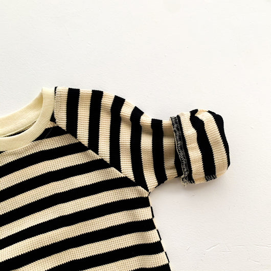 Enterizo Clásico a Rayas para Niños y Niñas - Image 8