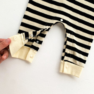 Enterizo Clásico a Rayas para Niños y Niñas - Image 9