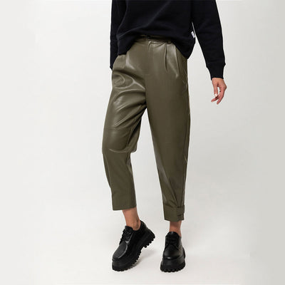 Pantalones Cortos de Cuero PU Ajustados de Cintura Alta - Image 7