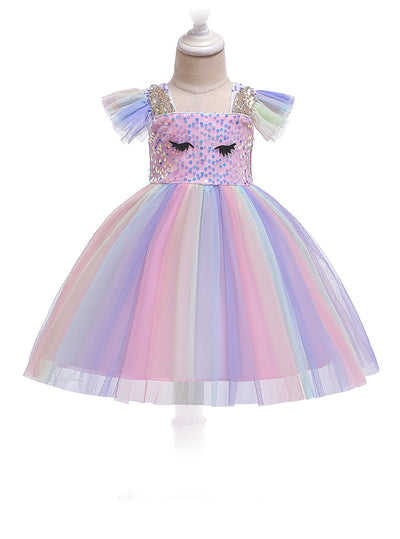 Aretes Decorativos con Diseño de Muñeca y Falda Arcoíris - Image 11
