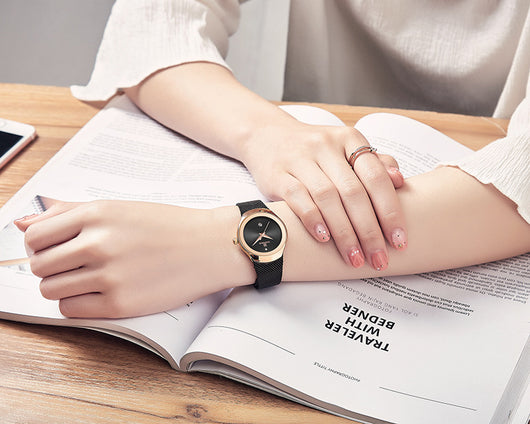 Reloj de Cuarzo con Pantalla Compacta - Image 17