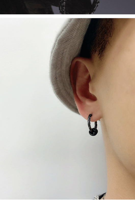 Aretes de Plata Esterlina para Hombre con Diseño de Aro Dorado - Image 13