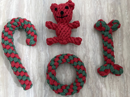 Juguete Masticable Navideño Tejido a Mano para Mascotas - Image 8