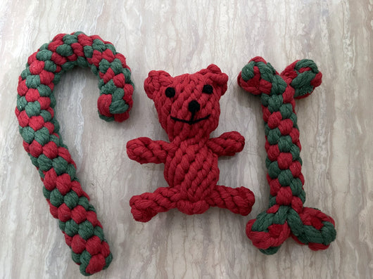Juguete Masticable Navideño Tejido a Mano para Mascotas - Image 9