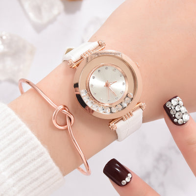 Reloj de Moda con Cristales Brillantes y Correa de Cuero Serpentina - Image 17