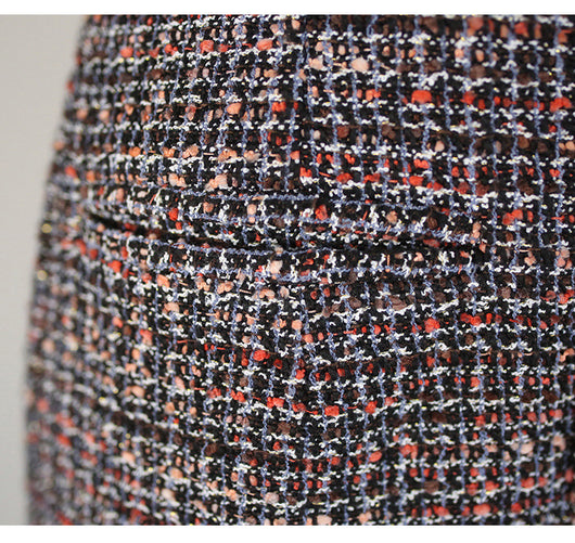 Conjunto Elegante Dos Piezas: Abrigo de Lana Ajustado y Falda Cuello Redondo - Image 25