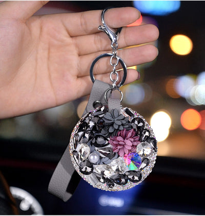 Dije de Llave de Auto para Mujer de Alta Gama con Personalidad Distintiva - Image 15
