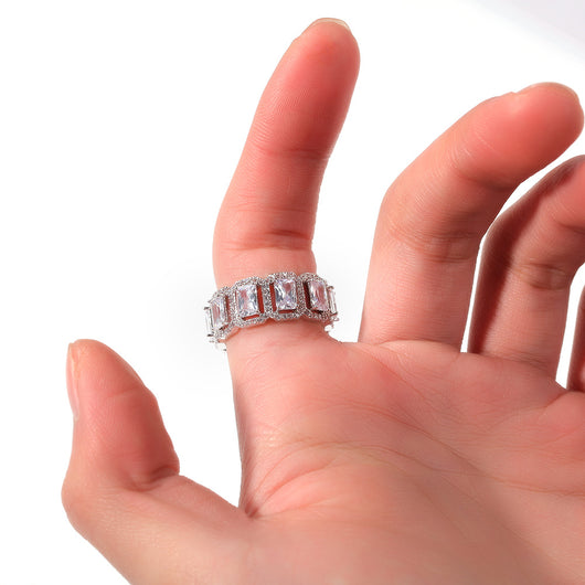 Anillo de Zirconia Rectangular Hueco Estilo Europeo y Americano - Image 19